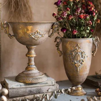 Европейският ретро желязната купа, ваза, украса за дома, хол, цветен режим, статуетки, занаяти, накити за хотели, метални саксии за цветя