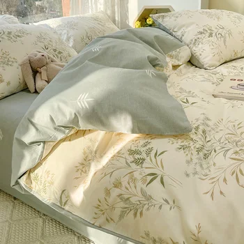 Памучен памучен легло от четири предмети, цветя, телени мрежи, спално бельо на известни личности, стеганое одеяло, чаршаф, шапчица